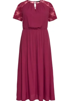 Abendkleid in Maxilänge, mit transparenter Spitze