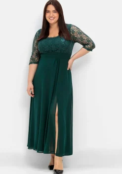 Abendkleid mit floraler Spitze