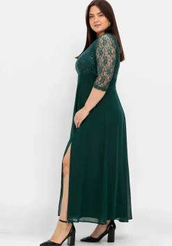 Abendkleid mit floraler Spitze