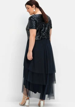 Abendkleid mit lose fallendem Paillettenoberteil