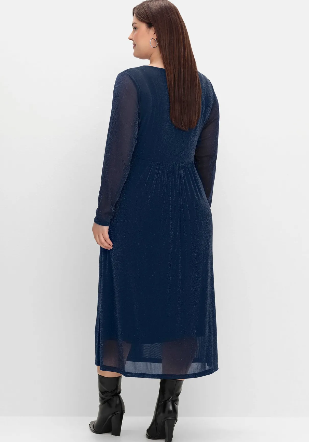 Abendkleid mit Mesh und Effektgarn