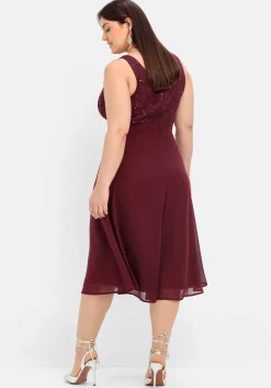 Abendkleid mit Spitze