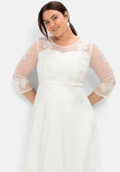 Abendkleid mit Spitzenapplikationen in Corsagenoptik