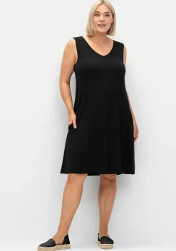 A-Linien-Kleid mit raffiniertem Rückenausschnitt