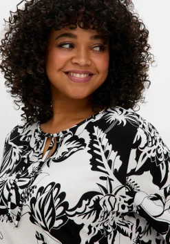 3/4-Arm-Shirt mit kontrastfarbenem Blütenprint