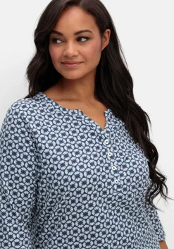 3/4-Arm-Shirt mit Retro-Alloverdruck