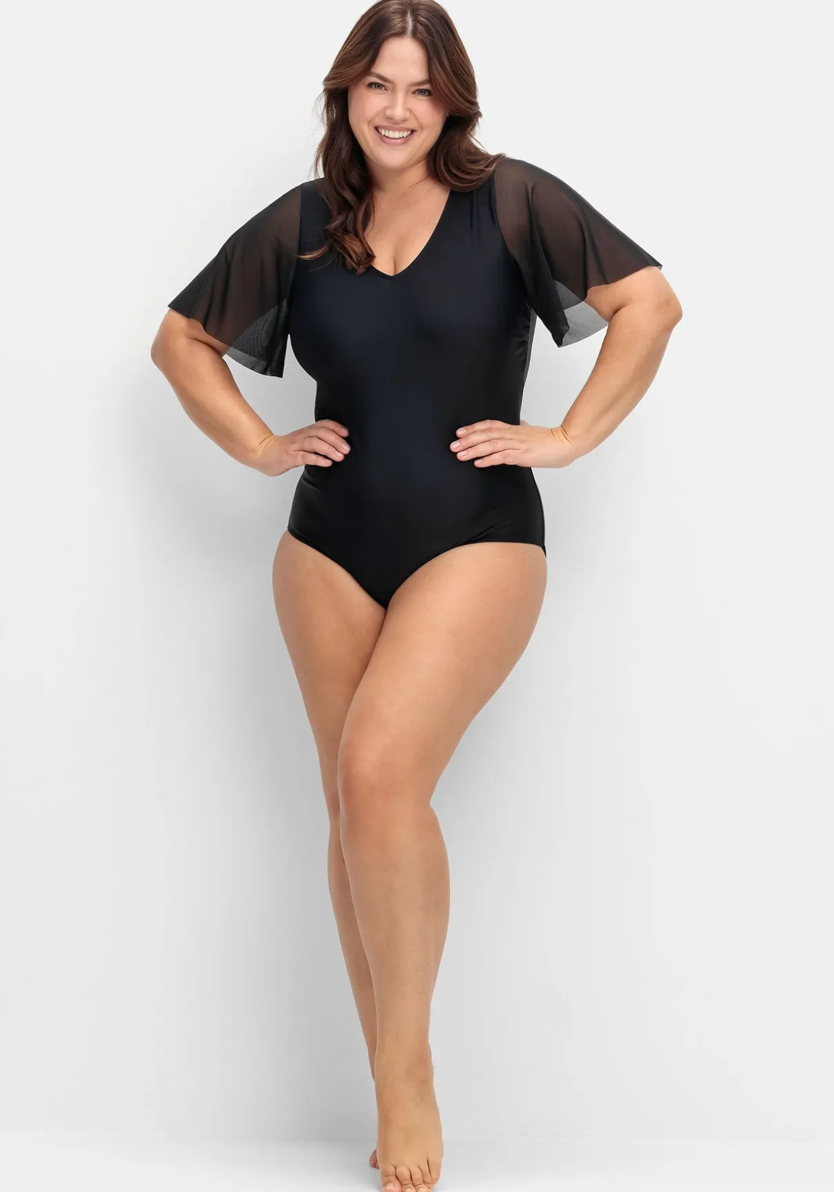 Badeanzug mit Flügelärmeln und Shape-Effekt