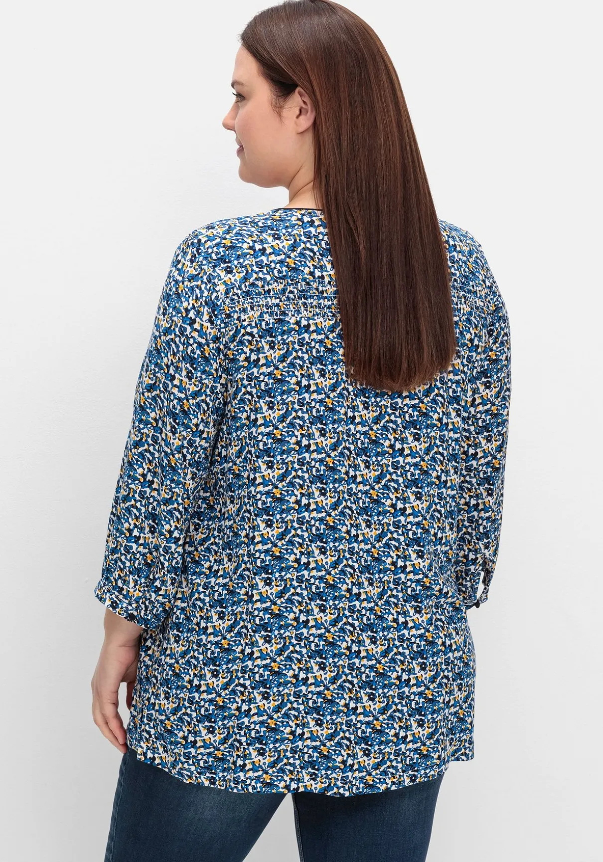 Bedruckte Bluse mit Smok- und Kontrastdetails