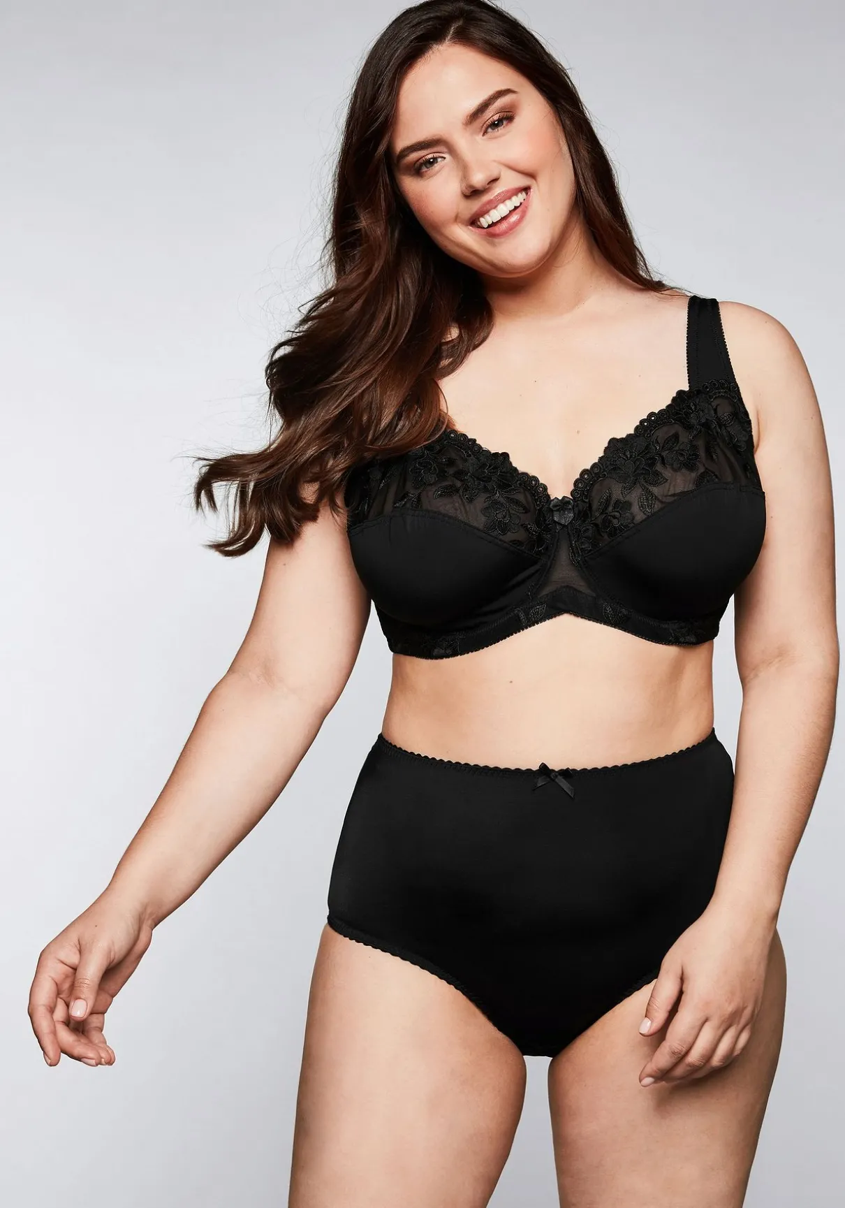 Bügel-BH mit leicht transparenter Spitze