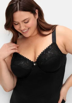 BH-Hemd mit Spitzen-Cups und tonigen Streifen