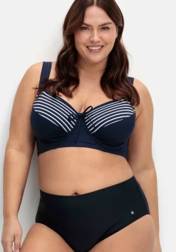 Bikinihose in hohem Schnitt, mit Shaping-Einsatz