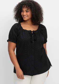 Bluse mit Lochstickerei und Carmen-Ausschnitt