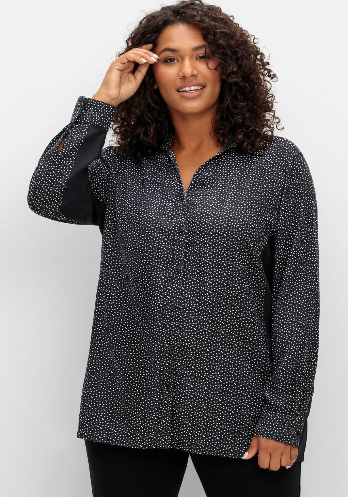 Bluse mit Print und elastischen Einsätzen