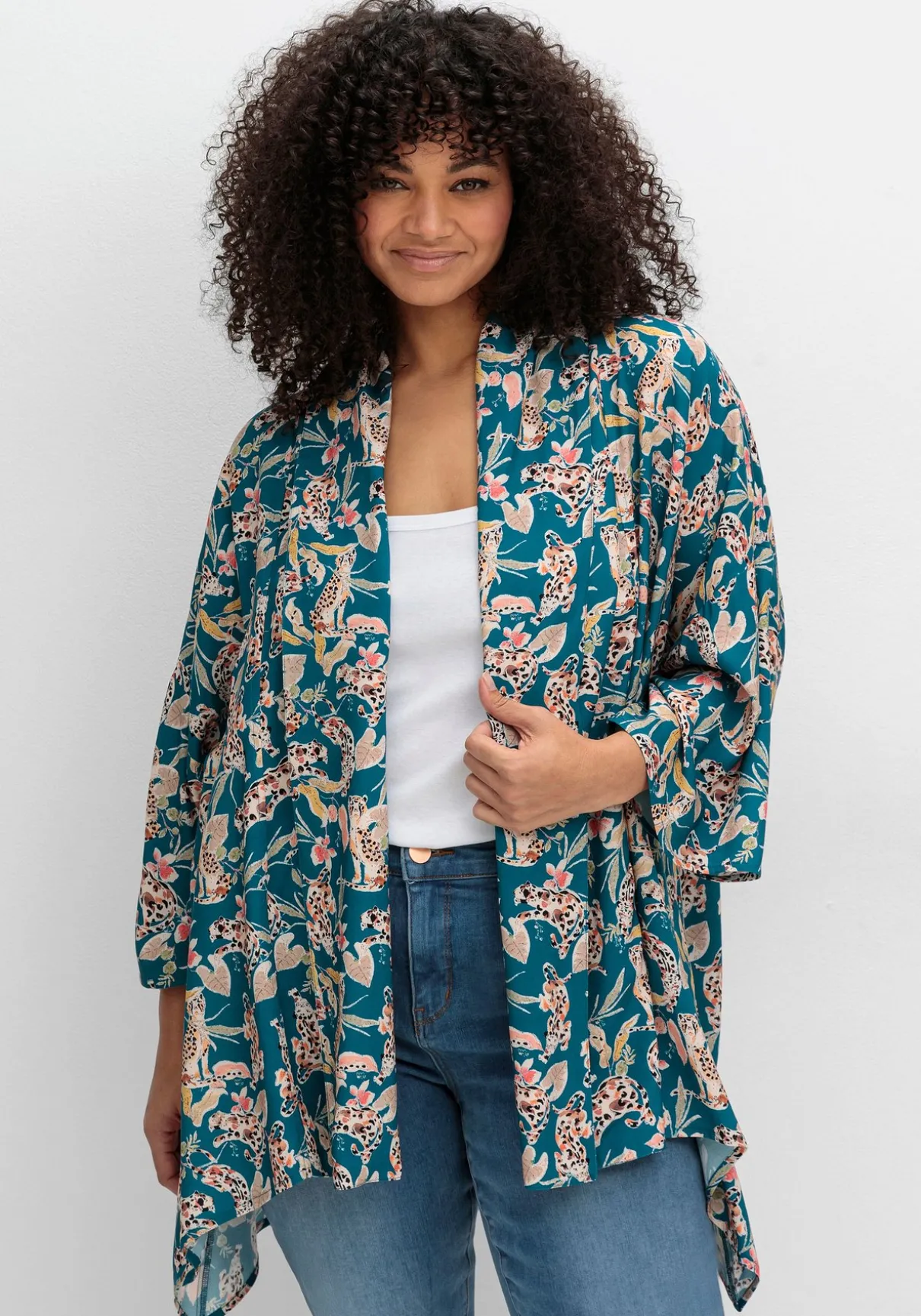 Blusenjacke im Kimono-Stil, mit Blumendruck