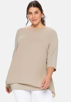 Blusenshirt in leichter A-Linie mit Zipfelsaum