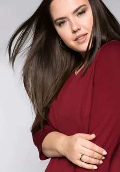 Blusenshirt in leichter A-Linie mit Zipfelsaum