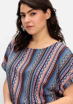 Blusenshirt mit Ethnoprint