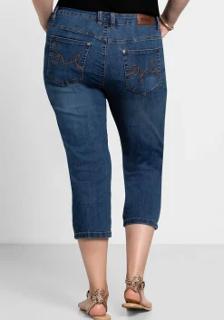 Caprijeans mit Used-Effekten