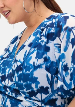 Chiffonkleid in Wickeloptik, mit Blätterprint