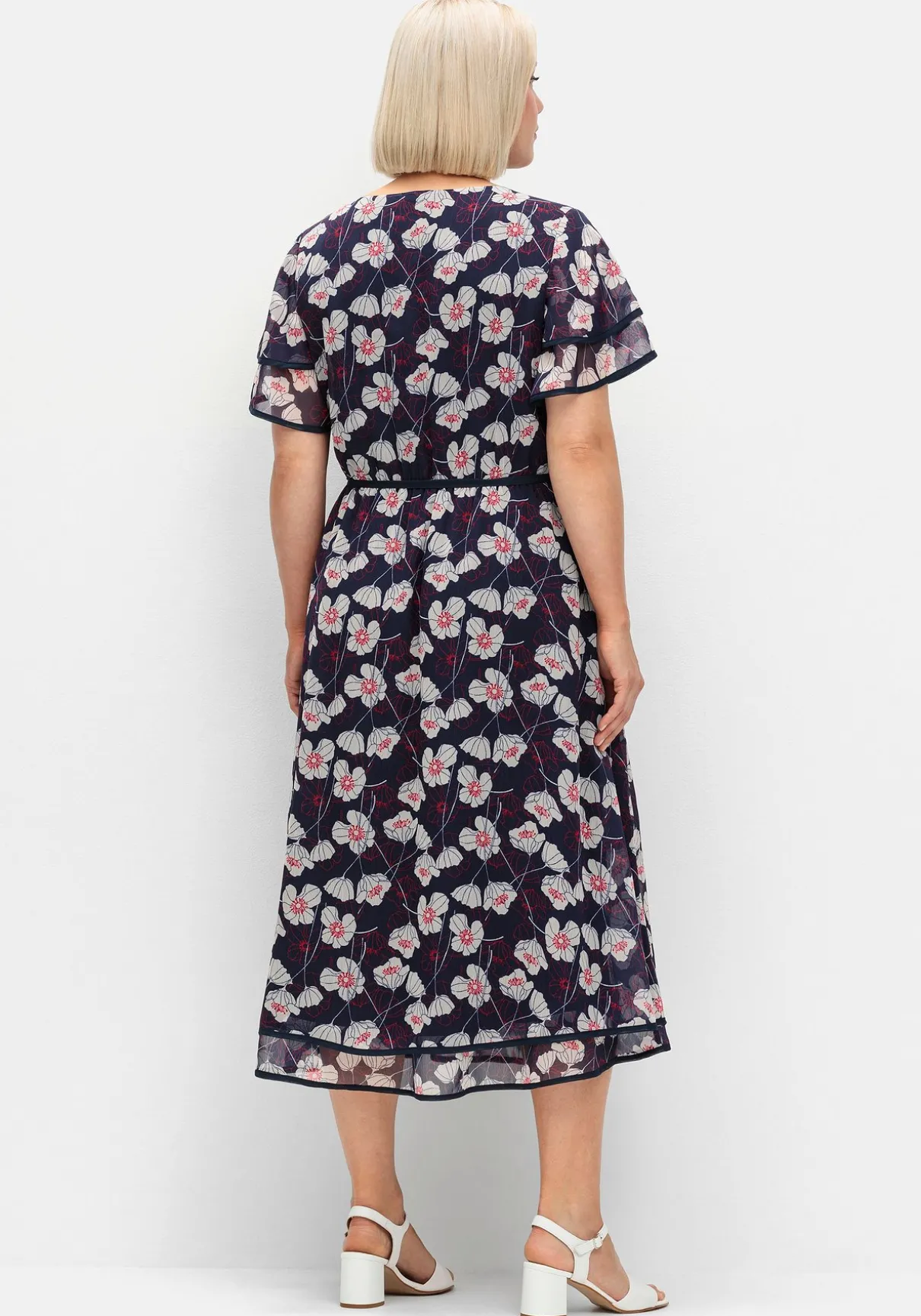 Chiffonkleid mit Blumendruck und Flügelärmeln