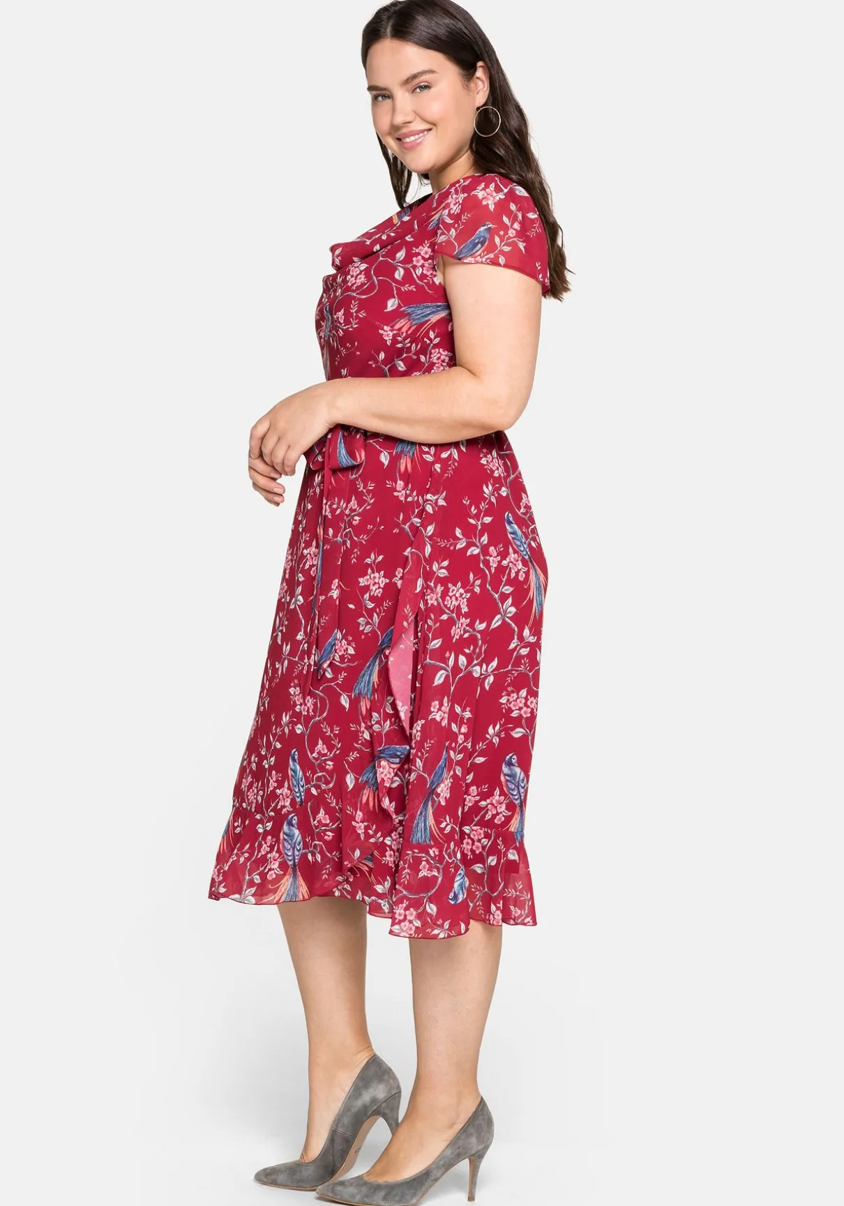 Chiffonkleid mit Blumenprint und Wasserfallkragen