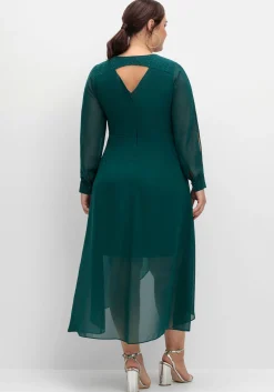 Chiffonkleid mit Cut-outs und Schmucksteinen