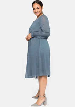 Chiffonkleid mit 3D-Effekt, mit Unterkleid