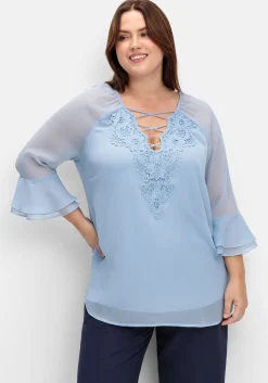 Chiffontunika mit Spitze und Volantärmeln