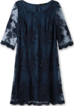 Cocktailkleid aus Mesh, mit floraler Stickerei