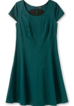 Cocktailkleid in A-Linie, in Bahnenform