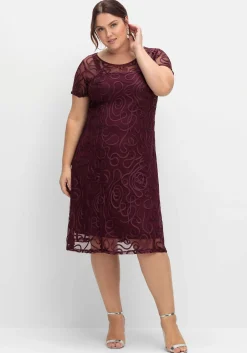 Cocktailkleid mit Zierborten