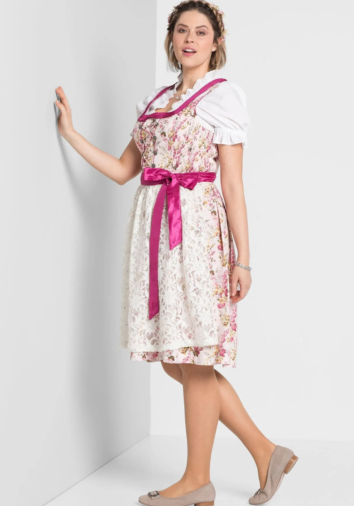 Dirndl mit Schürze und Bluse 3tlg.