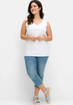 Doppellagiges Top mit Herzausschnitt