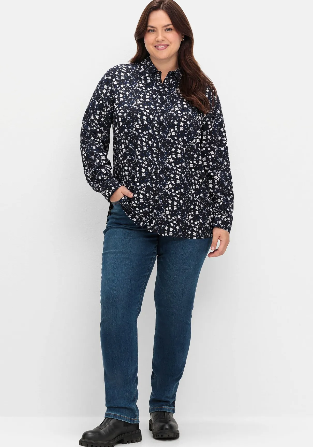 Doppelpack Blusen, uni und gemustert, aus Viskose