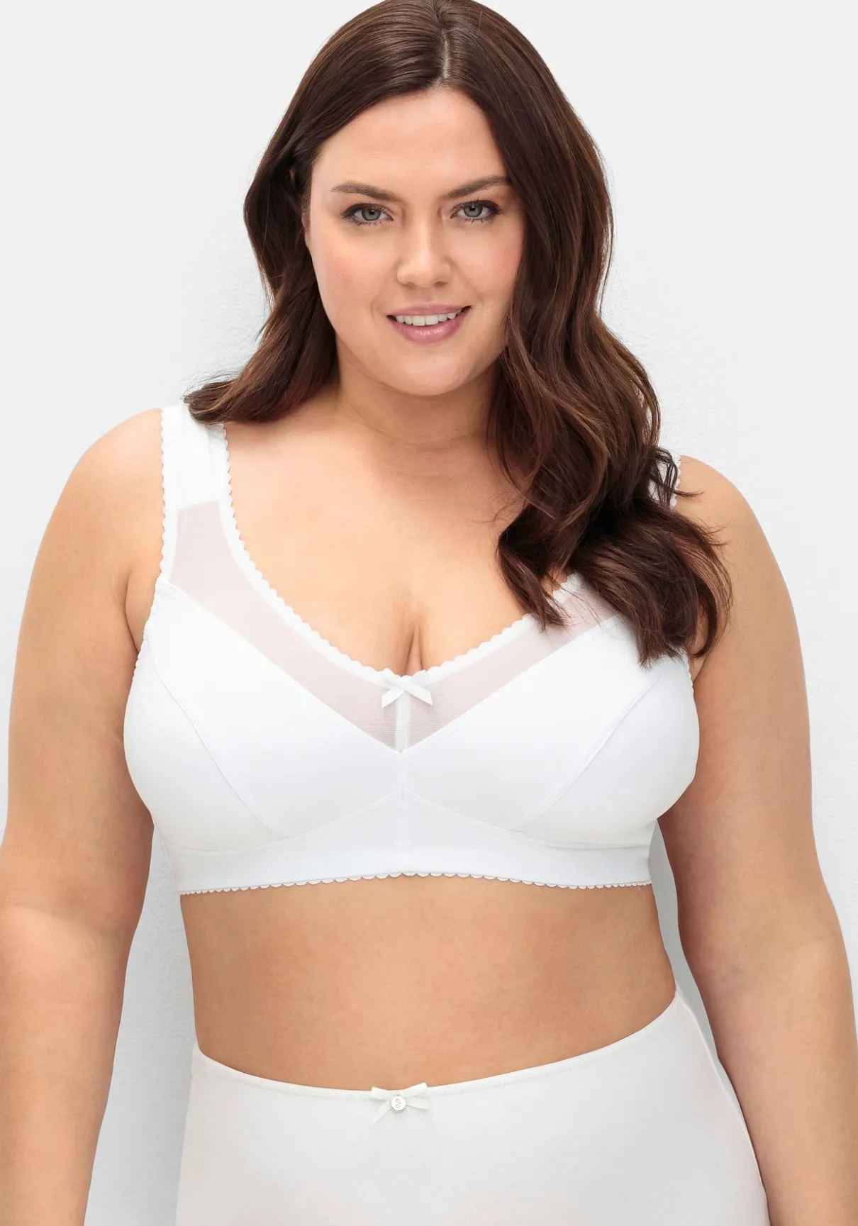 Entlastungs-BH ohne Bügel, mit Mesh-Einsätzen