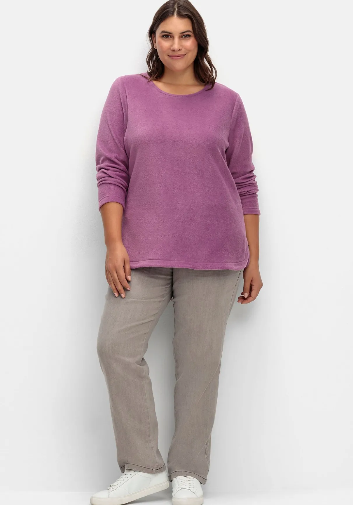 Fleeceshirt mit abgerundetem Saum