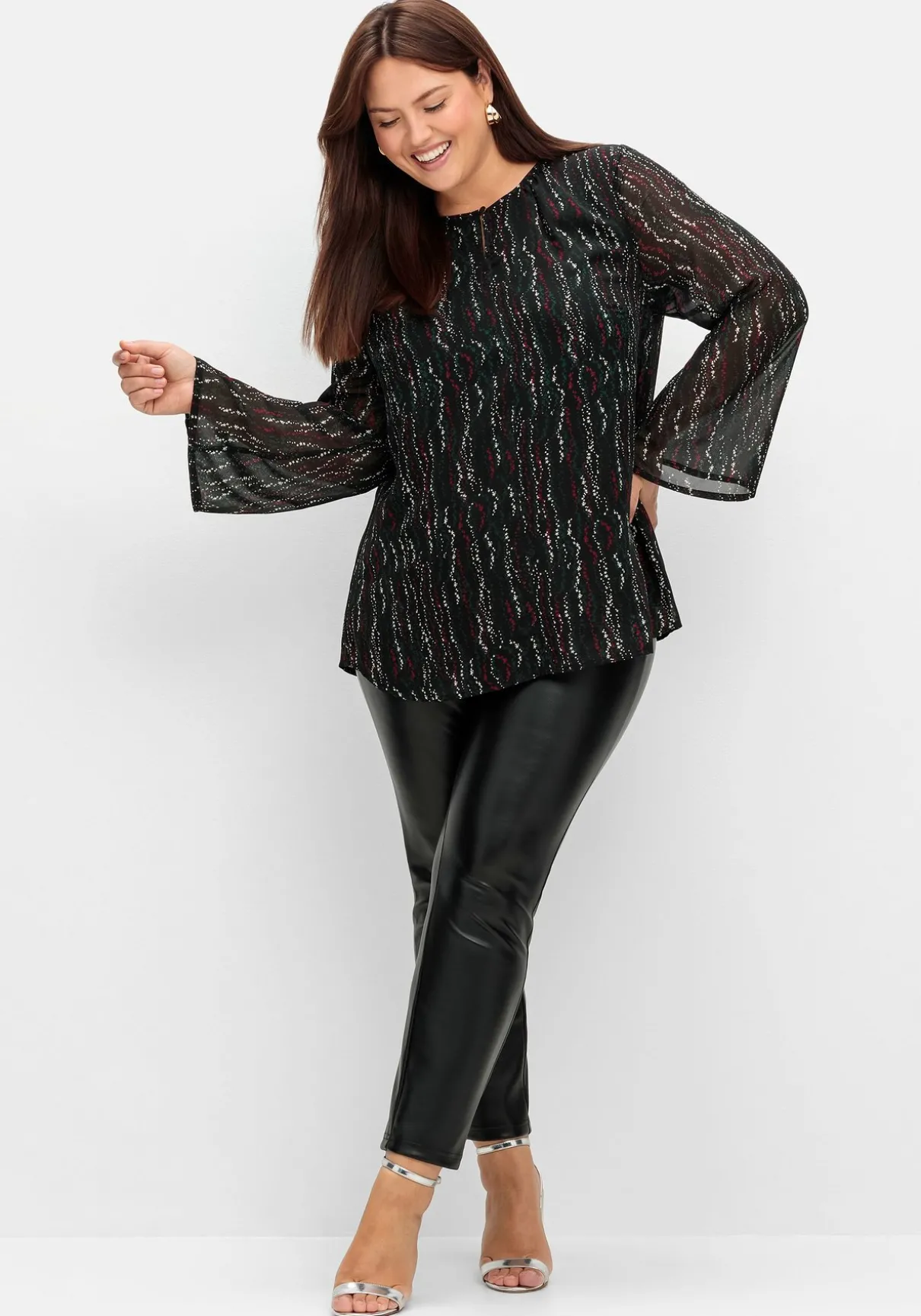 Gefütterte Chiffontunika mit Alloverprint