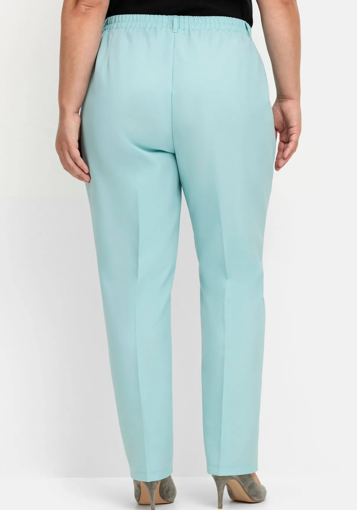 Gerade Hose mit Schlupfbund und Bügelfalten