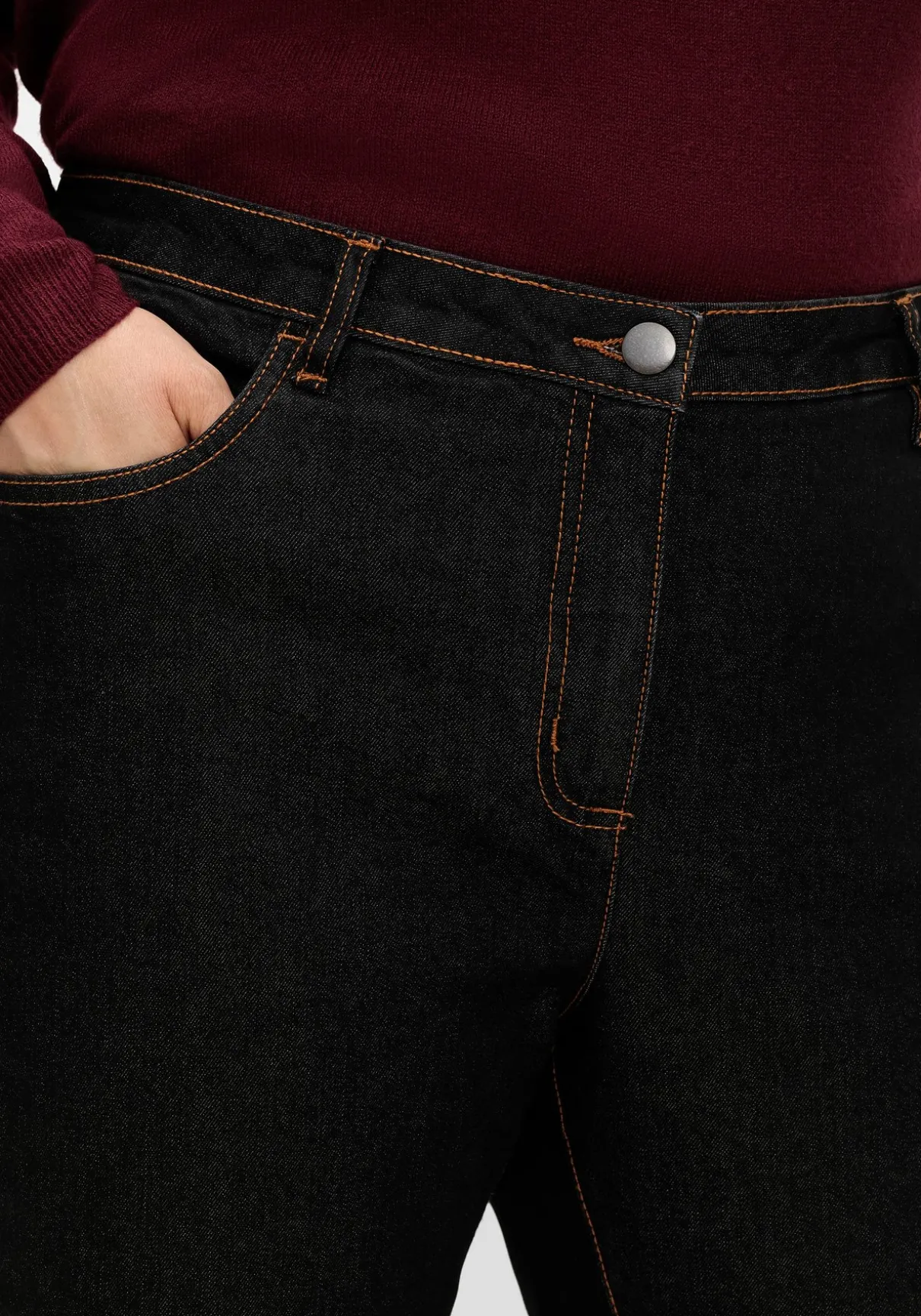 Gerade, innen weich angeraute Thermojeans