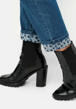 Gerade Jeans in 7/8-Länge, mit Herzchen-Einsätzen