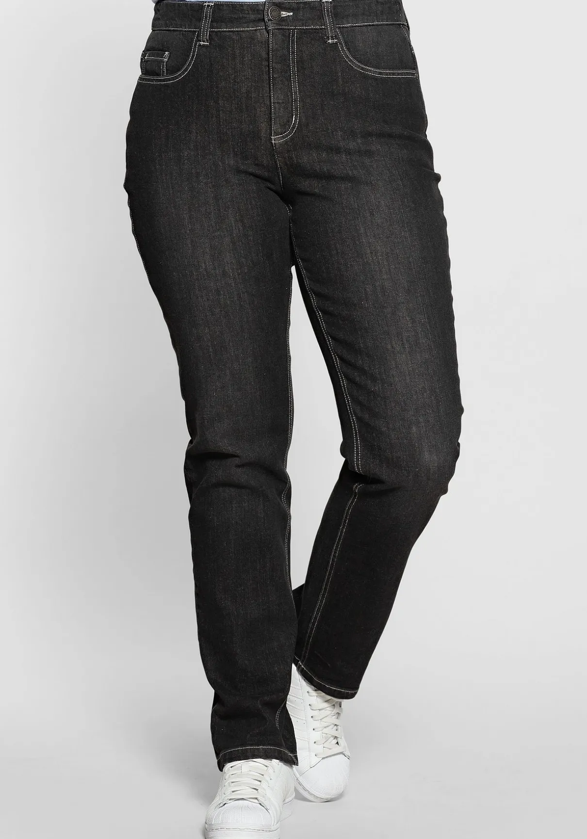 Gerade Jeans mit Shaping-Einsatz