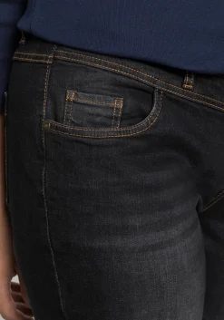 Gerade Jeans mit Used-Effekten