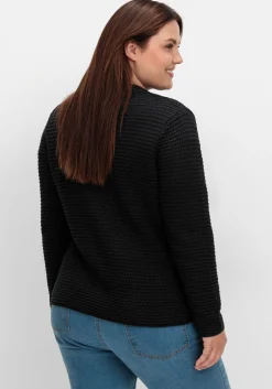 Grobstrickjacke mit Stehkragen und Taschen