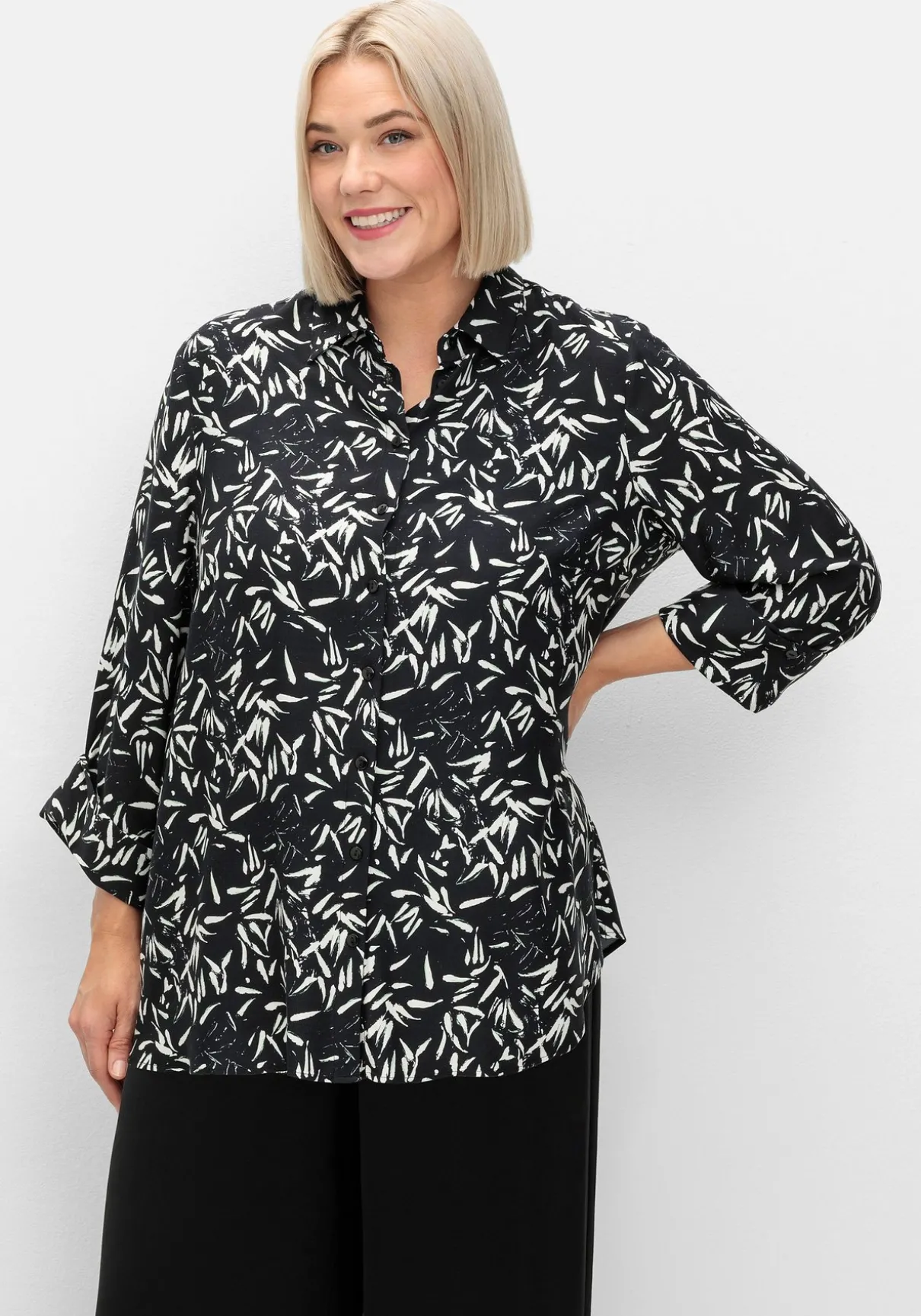 Hemdbluse mit Blätterprint und 3/4-Arm