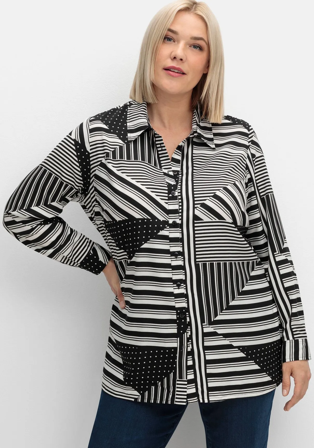 Hemdbluse mit grafischem Patchwork-Druck