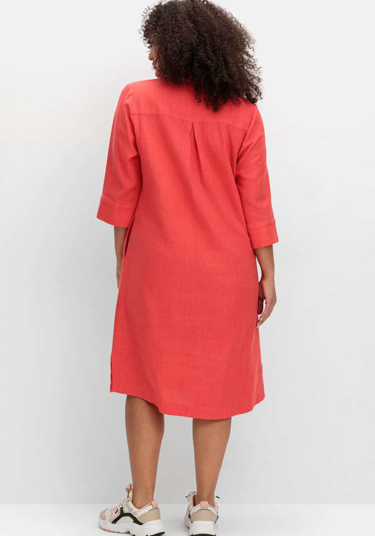 Hemdblusenkleid aus Leinen-Viskose-Mix