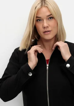 Jacke aus Bengalin, in kurzer, taillierter Form