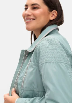 Jacke mit silberfarbenen Kontrastdetails