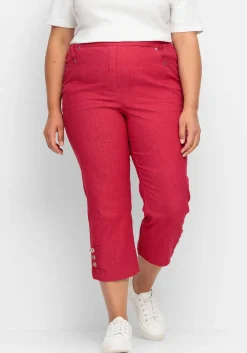 7/8-Jeans mit Zierknöpfen am Saum