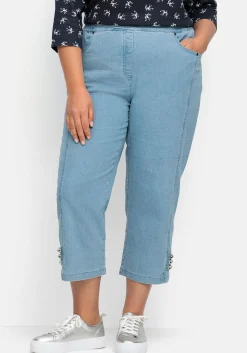 7/8-Jeans mit Zierknöpfen am Saum